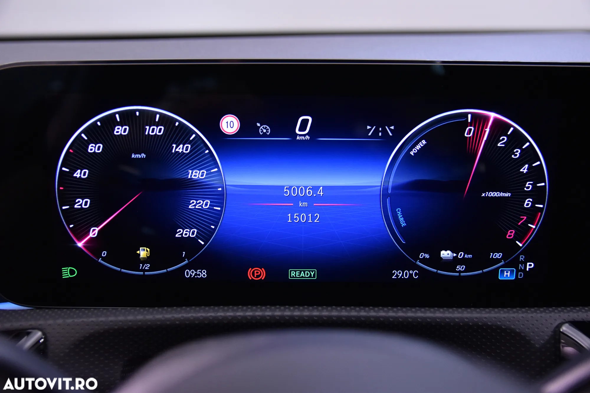 Mercedes-Benz A 250 e 8G-DCT AMG Line - 10