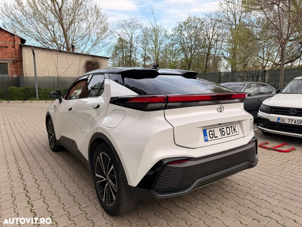 Toyota C-HR 2.0 HEV 197 CP 4x2 CVT Dynamic - 6