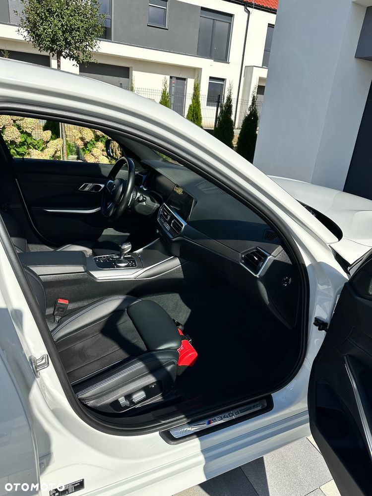 BMW Seria 3 M340d xDrive mHEV sport - 21