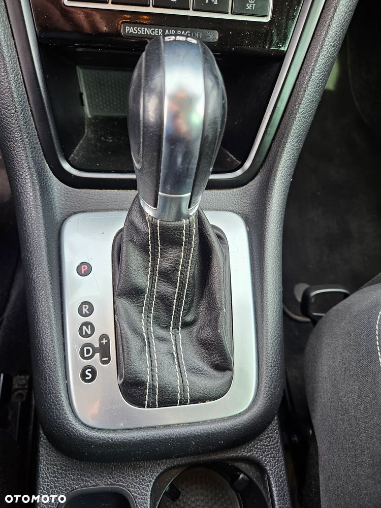 Volkswagen Sharan - 12