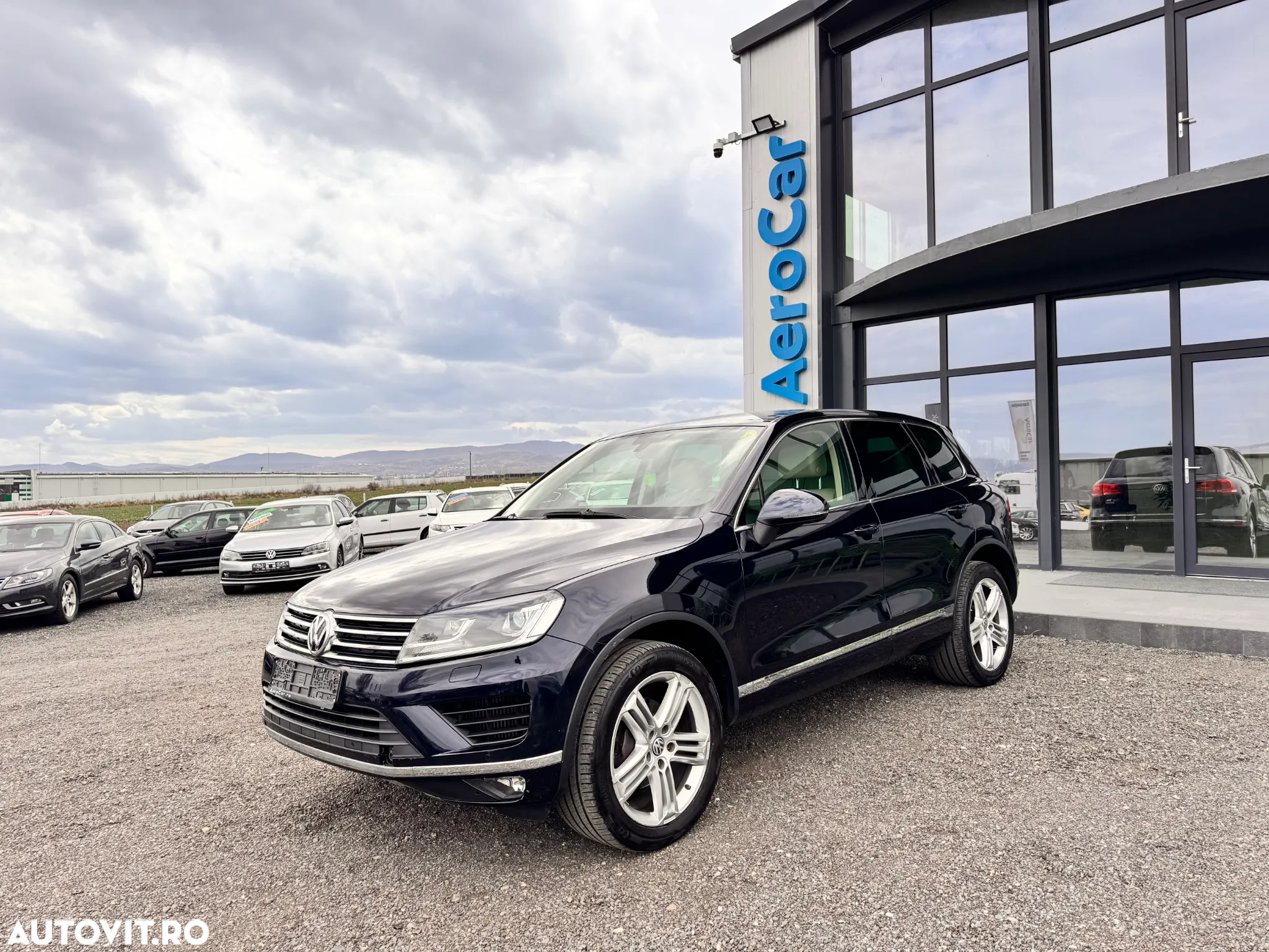 Volkswagen Touareg 3.0 V6 TDI SCR Blue Motion DPF Automatik Terrain Tech Executive Edition - 4