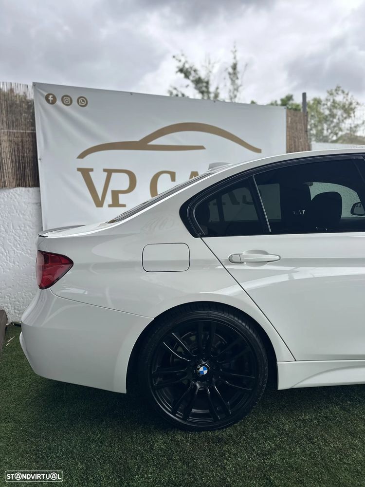 BMW 318 d Pack M - 14