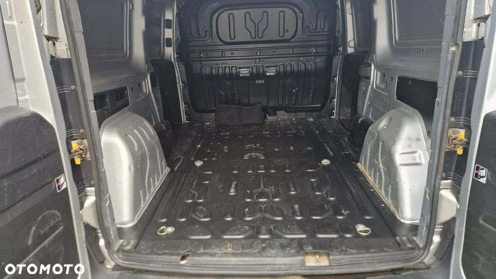 Fiat Doblo - 11