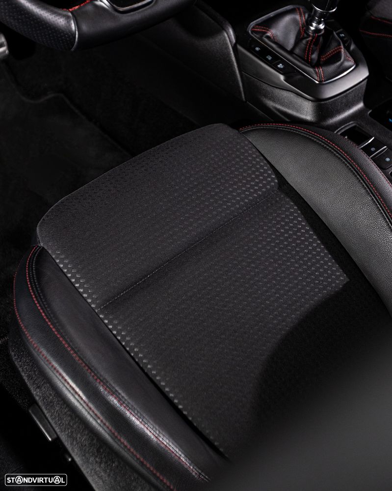 Ford Focus SW 1.0 EcoBoost ST-Line - 24