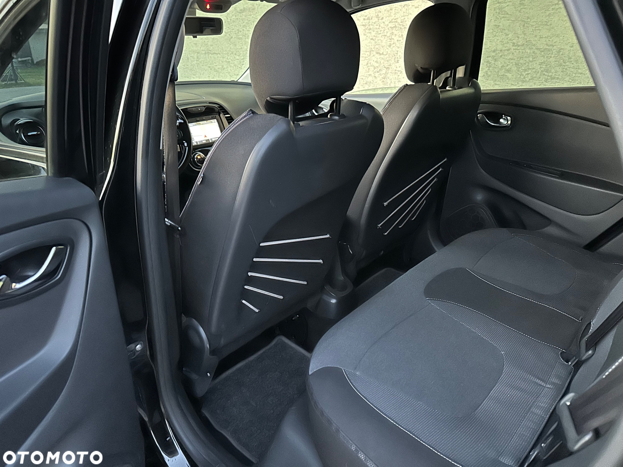 Renault Captur 1.5 dCi Intens EDC - 30