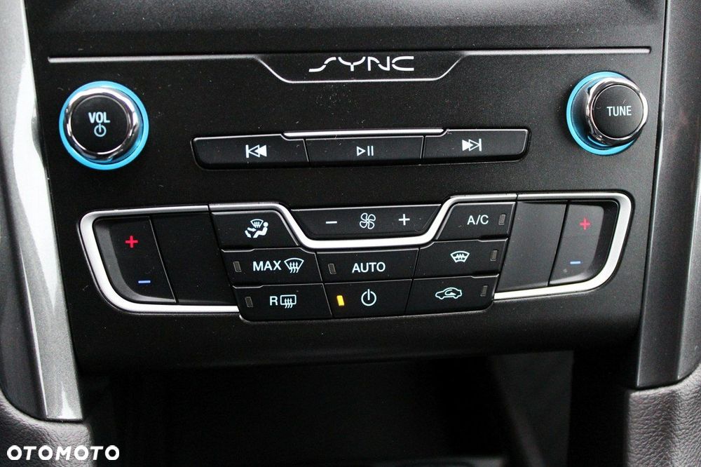 Ford Mondeo SW 2.0 EcoBlue Trend - 21