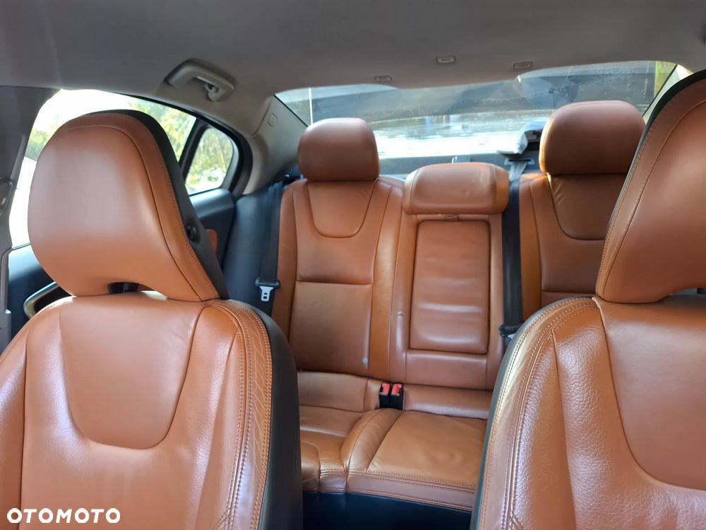 Volvo S60 T6 AWD Momentum - 15