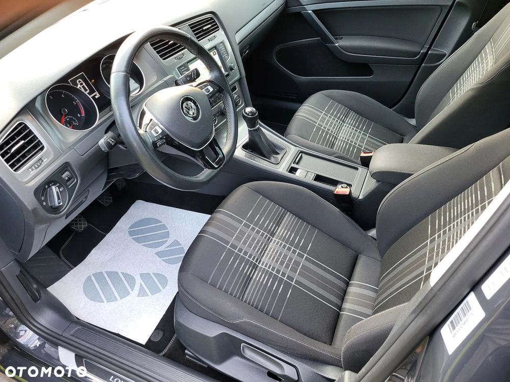 Volkswagen Golf 2.0 TDI BlueMotion Technology Lounge - 5