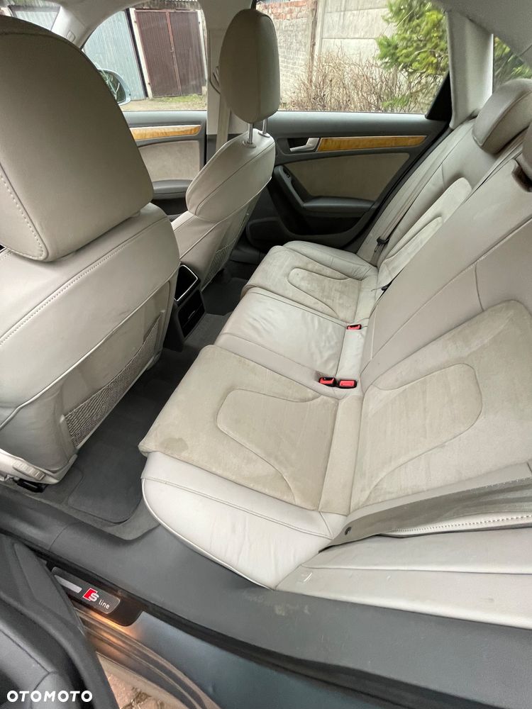 Audi A4 Limousine 2.0 TDI DPF quattro S line Sportpaket (plus) - 12