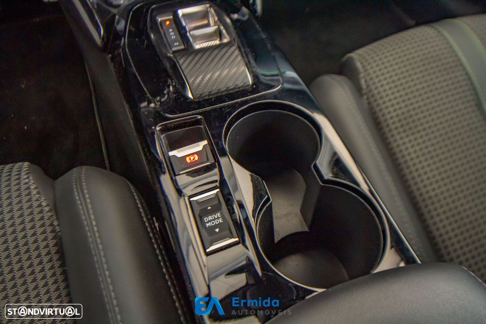 Peugeot 208 1.2 PureTech GT EAT8 - 36