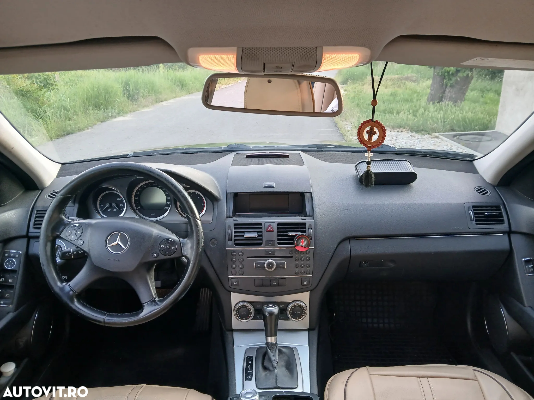 Mercedes-Benz C - 7
