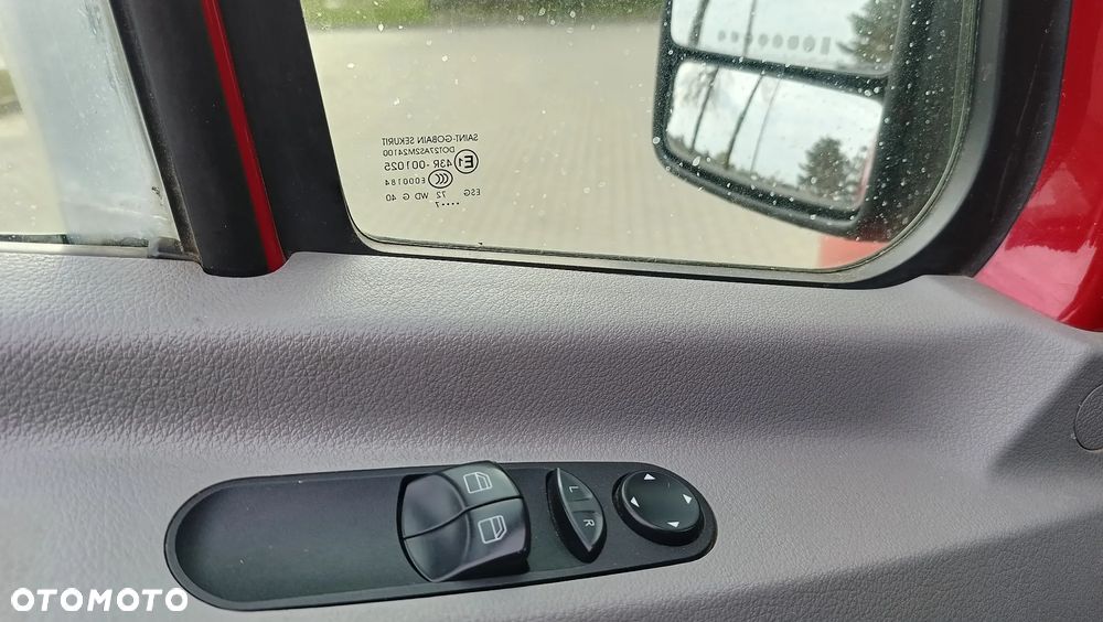 Mercedes-Benz Sprinter L2H2 Średniak 316 CDI 2.2 163KM - 13