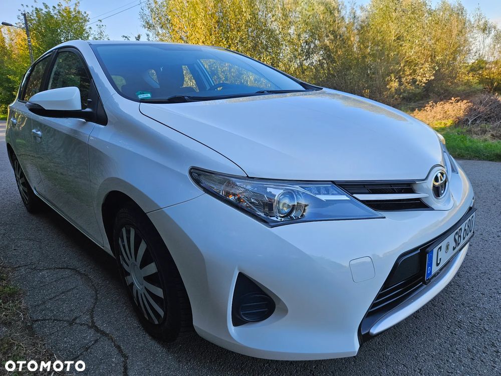 Toyota Auris 1.33 Dual-VVT-i Edition - 12