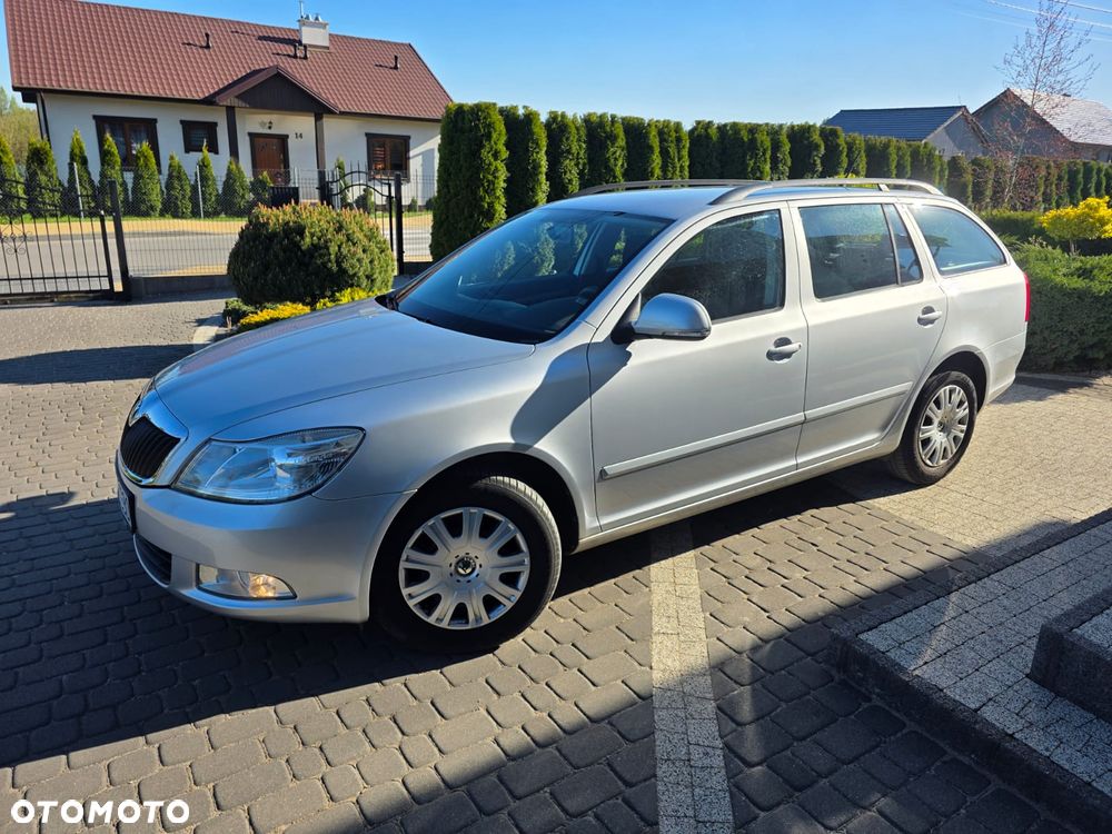 Skoda Octavia 1.6 TDI DPF Ambition - 17