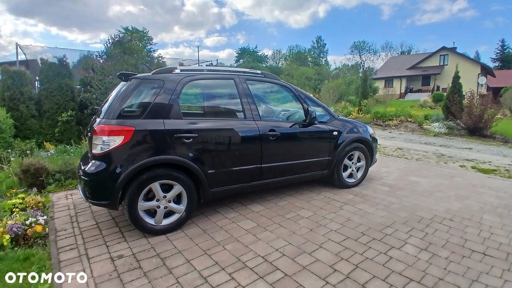 Suzuki SX4 2.0 4WD - 10