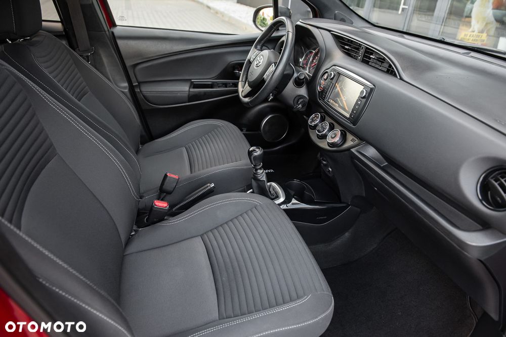 Toyota Yaris 1.33 Selection Platinum - 28