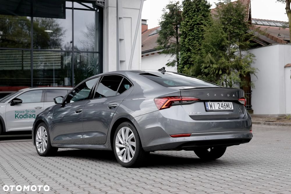 Skoda Octavia 2.0 TDI Style DSG - 6