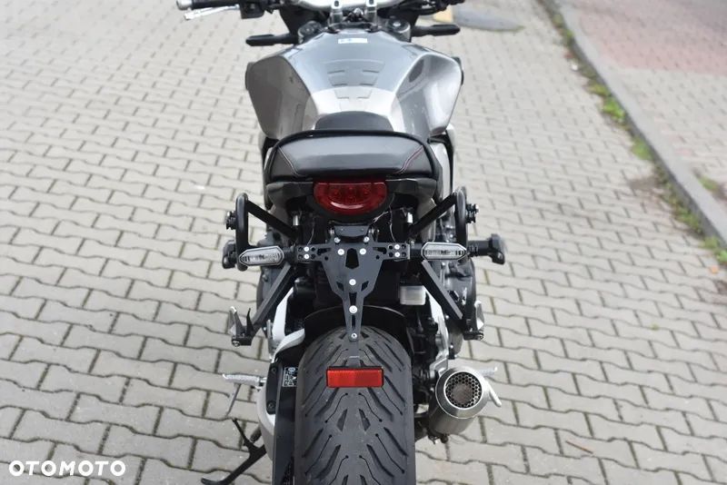 Honda CB - 18
