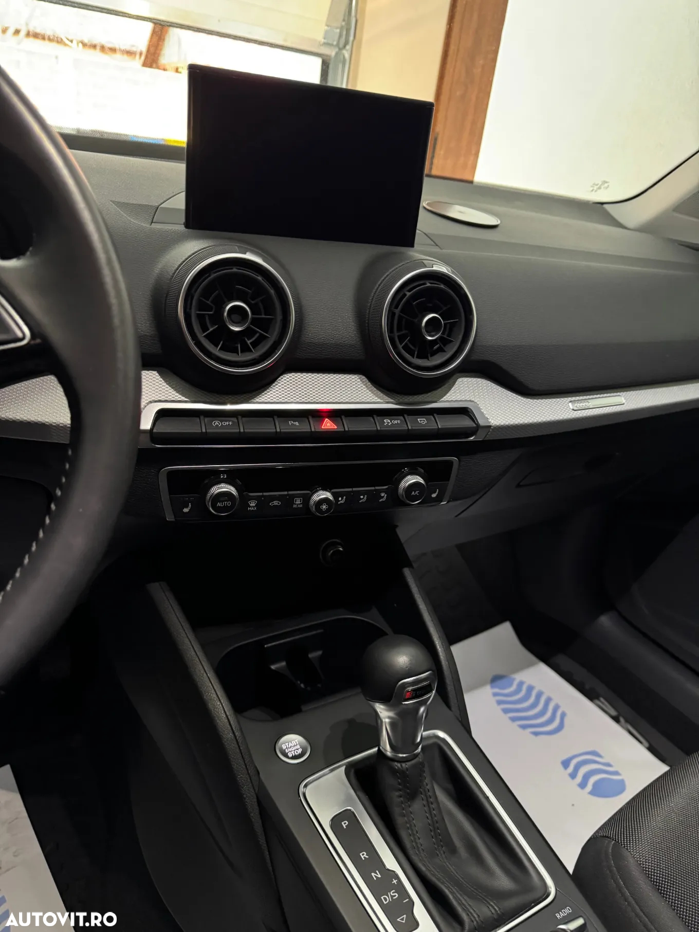 Audi Q2 1.0 TFSI S tronic Basic - 9
