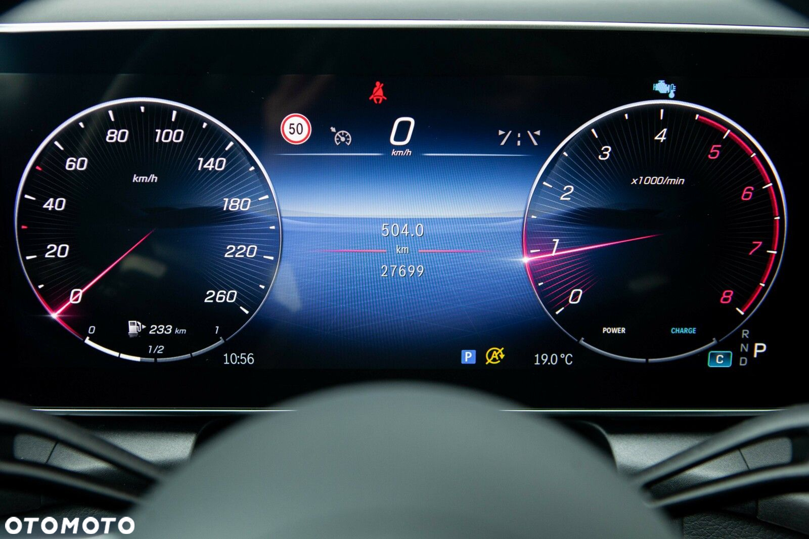 Mercedes-Benz GLC - 33