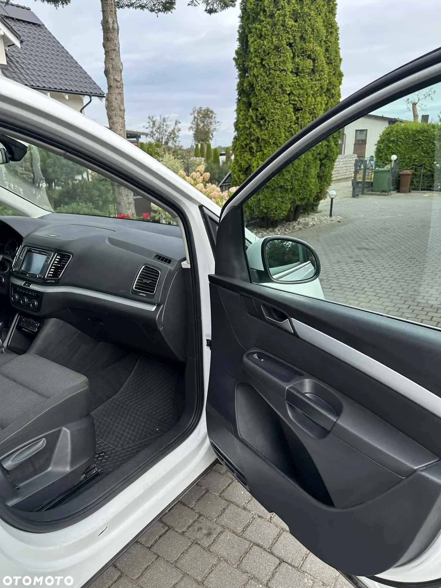 Volkswagen Sharan 2.0 TDI 4MOTION (BlueMotion Technology) Highline - 37