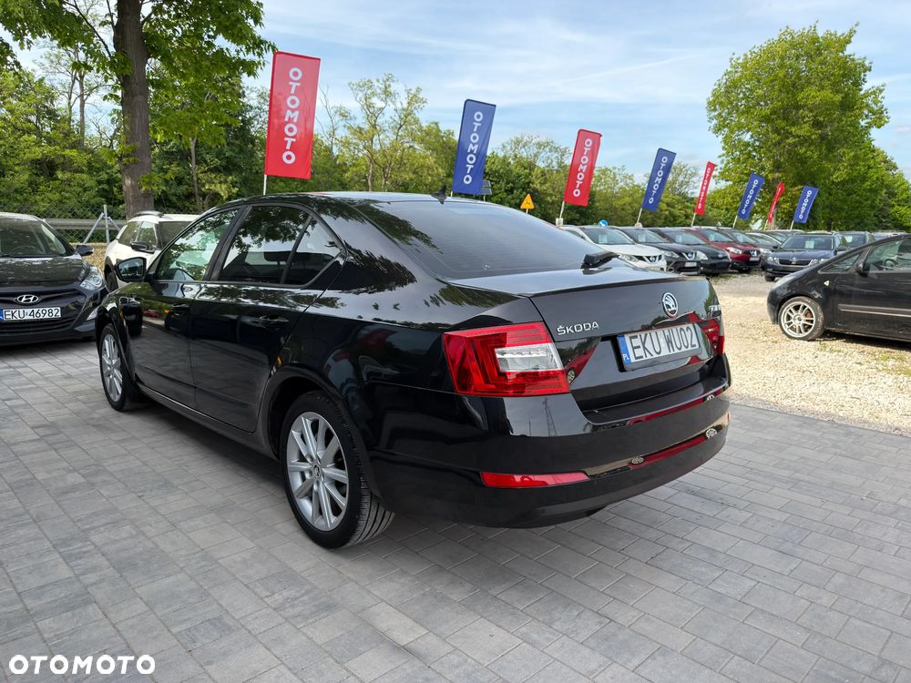 Skoda Octavia 2.0 TDI Style DSG - 13