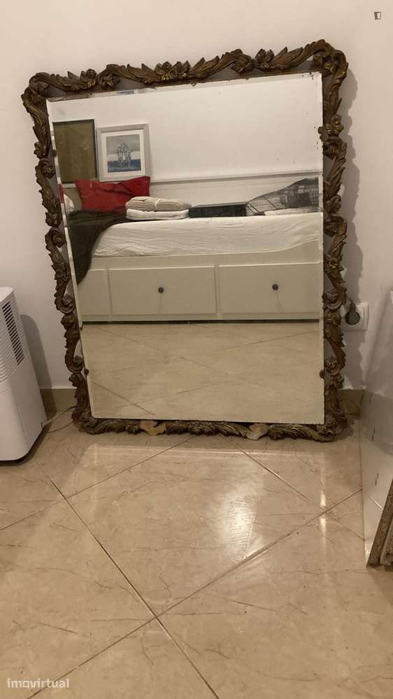 Quarto - localizado em Penha Lisbon - Grande imagem: 5/18