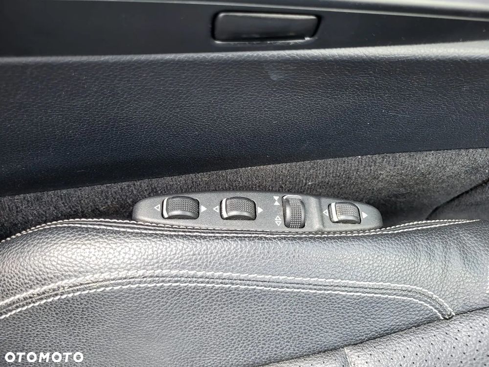 Mercedes-Benz Klasa E 220 CDI DPF BlueEFFICIENCY 7G-TRONIC Avantgarde - 13