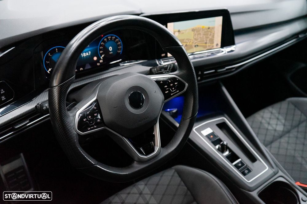 VW Golf Variant 2.0 TDi R-Line DSG - 7