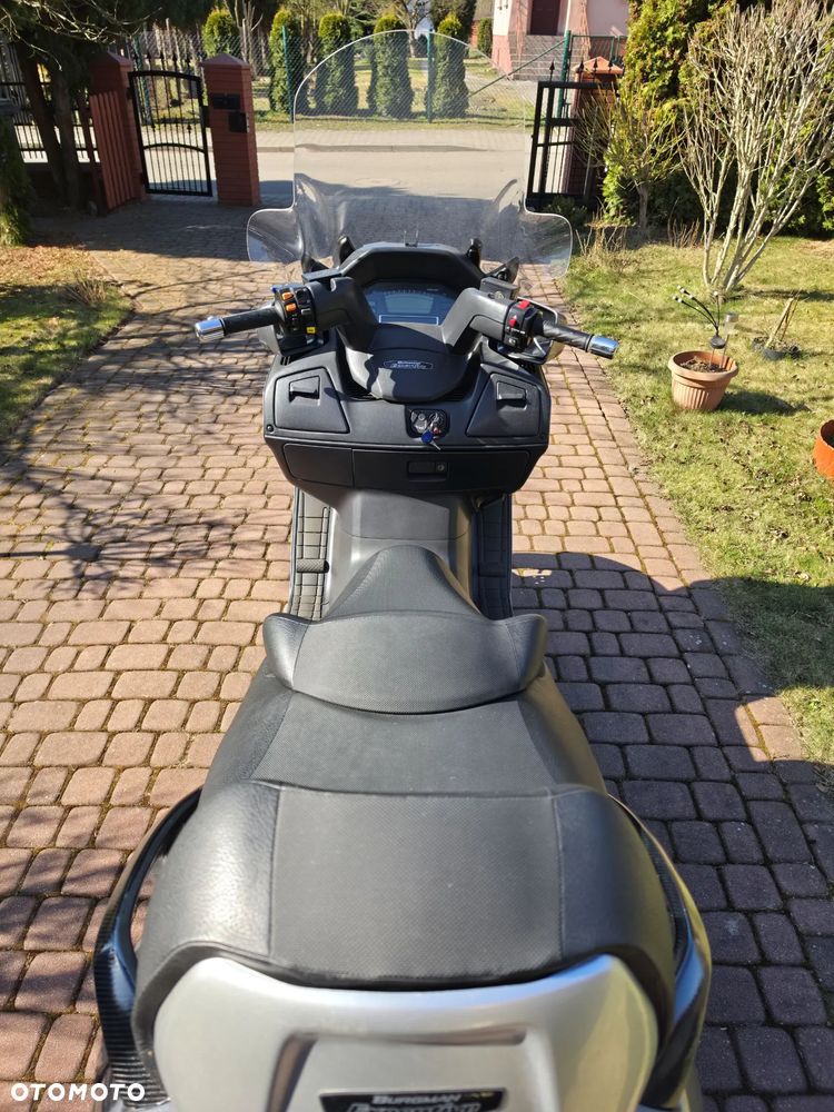 Suzuki Burgman - 5