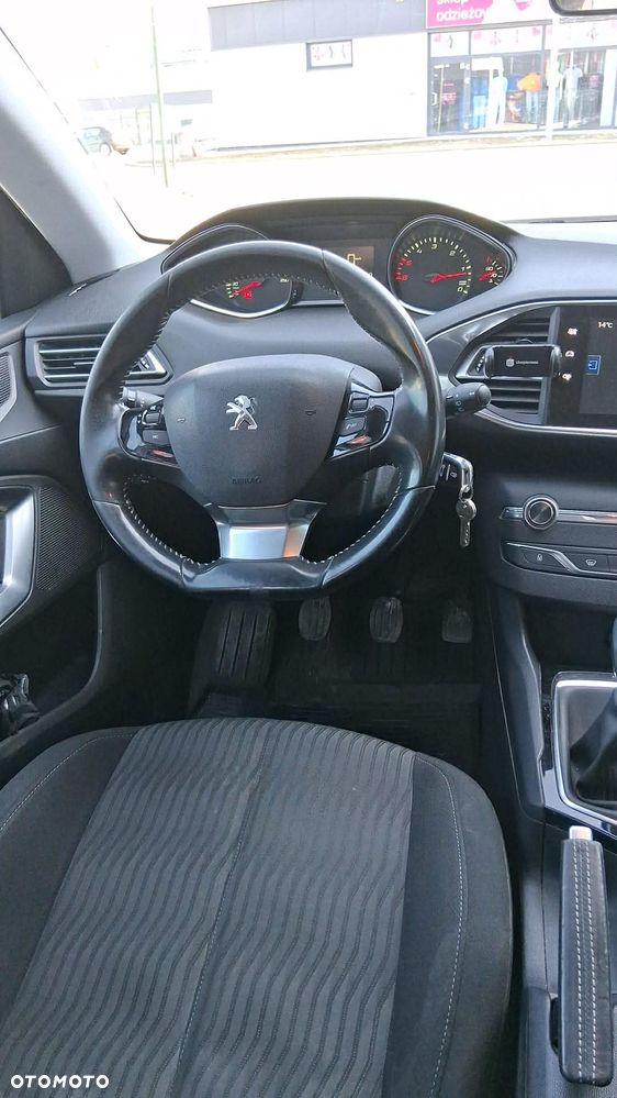 Peugeot 308 1.6 HDi Trendy - 9