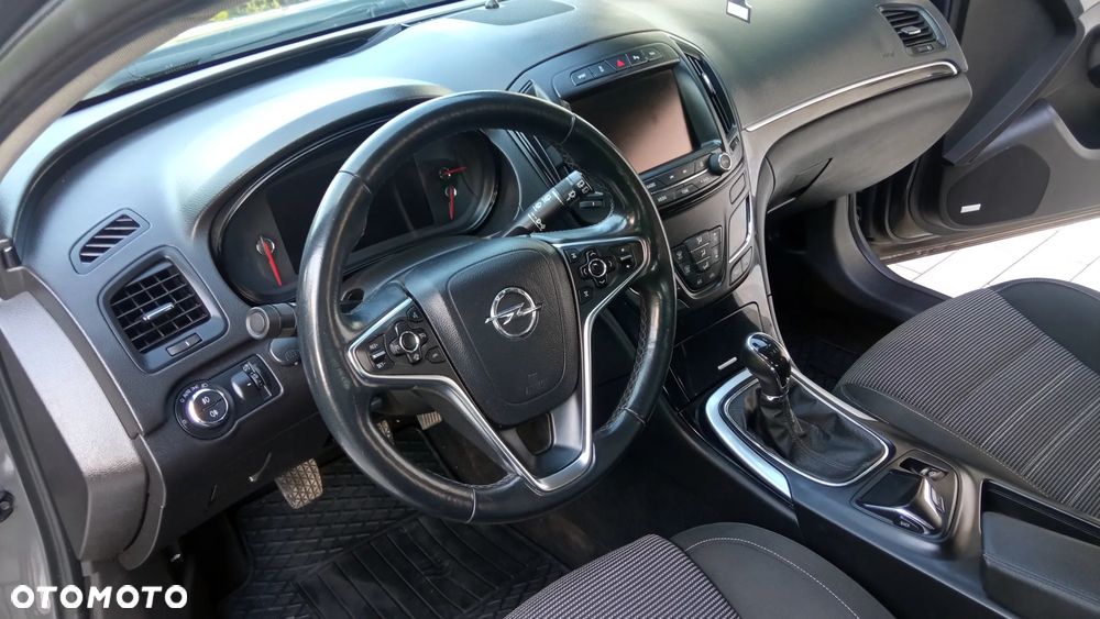 Opel Insignia - 19