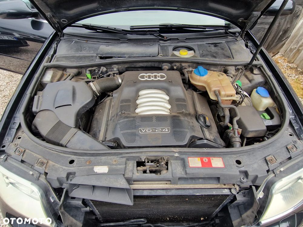 Audi A6 Avant 2.4 - 10
