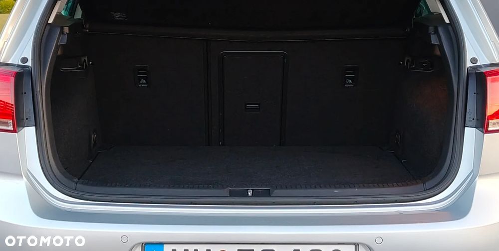 Volkswagen Golf 1.6 TDI BlueMotion Technology DSG Lounge - 30