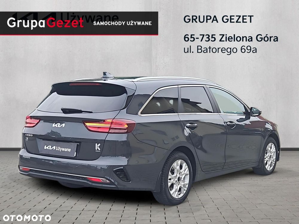 Kia Ceed - 5