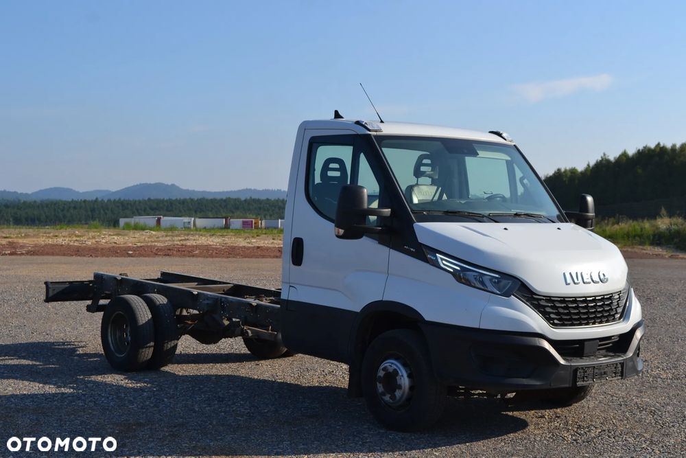 Iveco Daily 60-180 60C18 50C18 70C18 Rama do zabudowy BLOKADA MOSTU PTO Full LED - 1