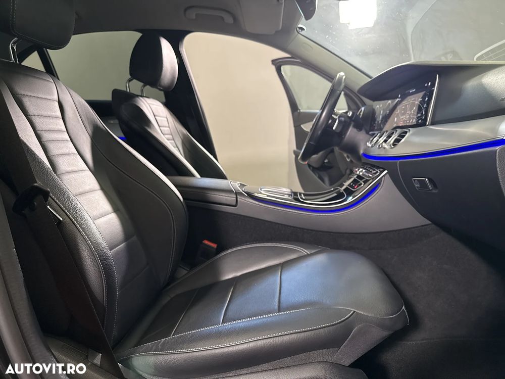 Mercedes-Benz E 220 d 4MATIC Aut. - 12