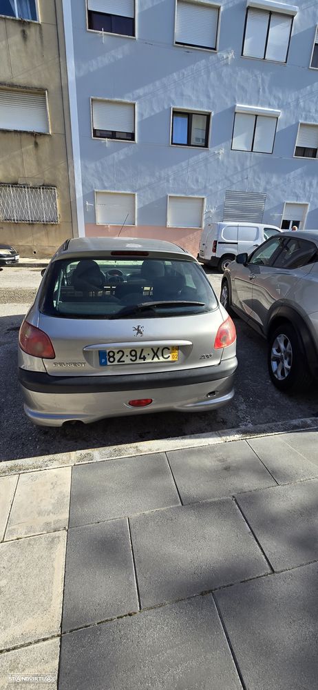 Peugeot 206 1.1 XR - 4