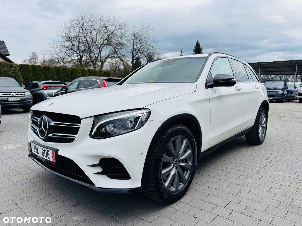 Mercedes-Benz GLC 250 4Matic 9G-TRONIC AMG Line - 6