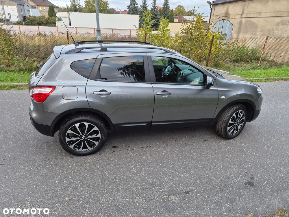 Nissan Qashqai 2.0 4 x 4 tekna - 7