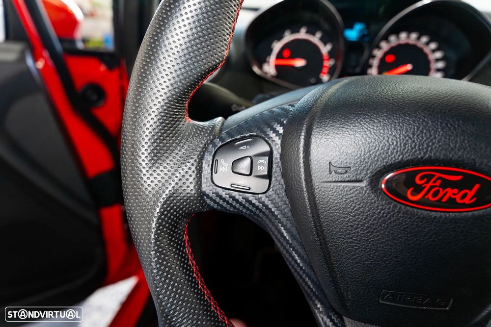 Ford Fiesta 1.6 T ST - 28