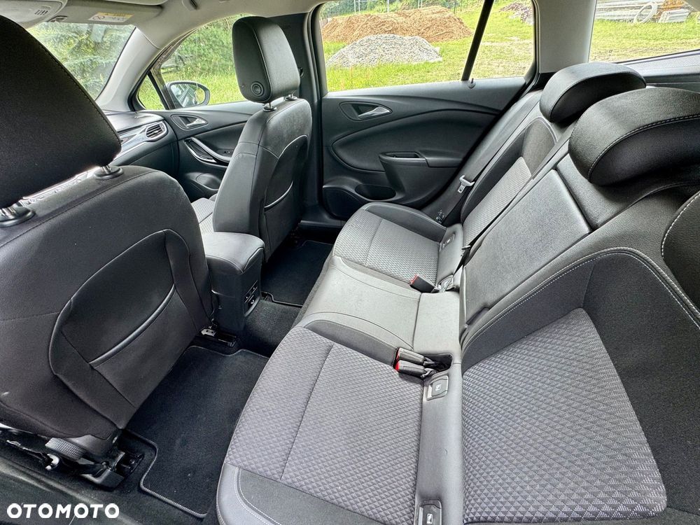 Opel Astra - 10