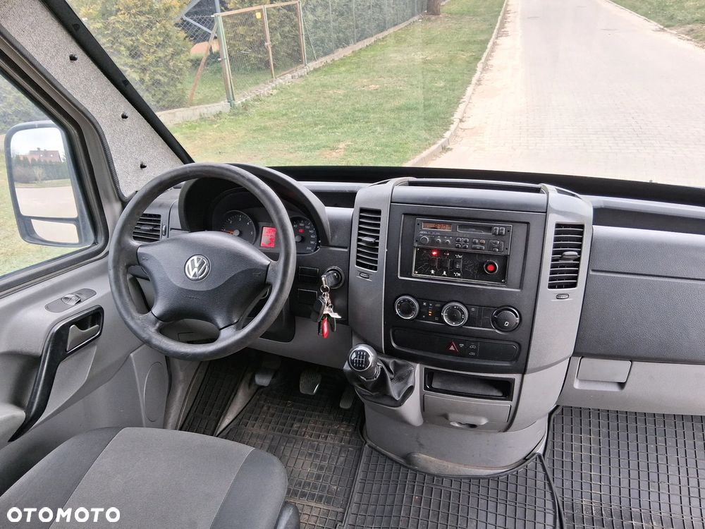 Volkswagen Crafter - 13