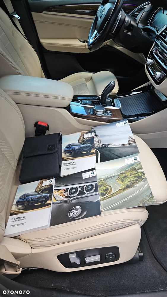 BMW X3 xDrive30i Luxury Line - 40
