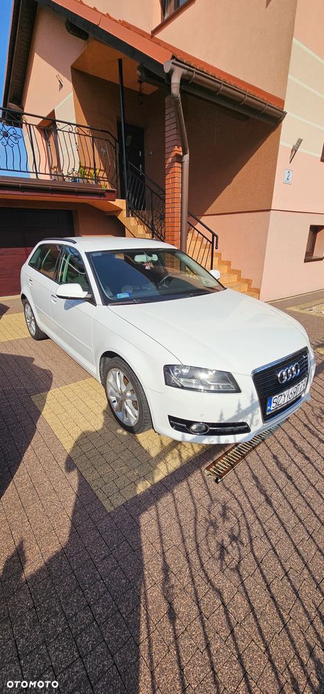 Audi A3 Sportback 1.6 TDI DPF Attraction - 14