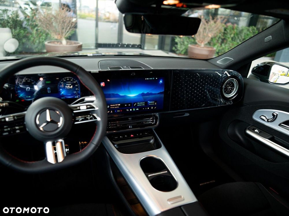 Mercedes-Benz CLA - 13