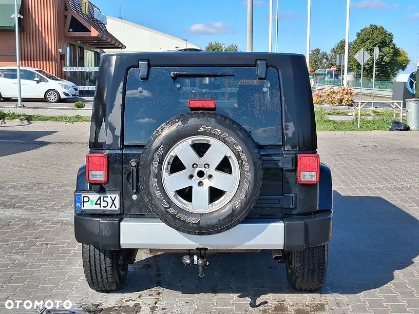 Jeep Wrangler Unlimited Hard-Top 3.8 Automatik Sahara - 6