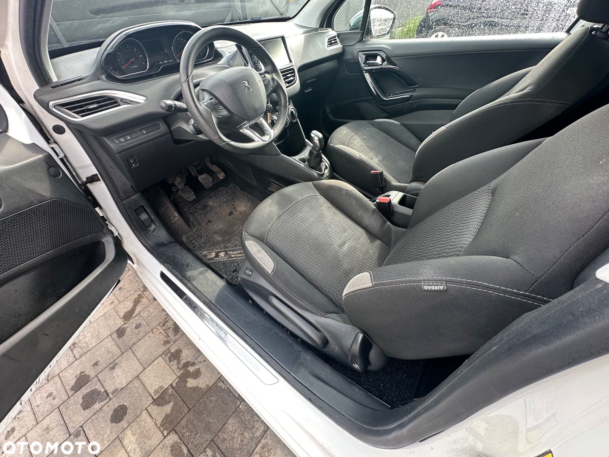 Peugeot 208 1.2 VTi Active - 8