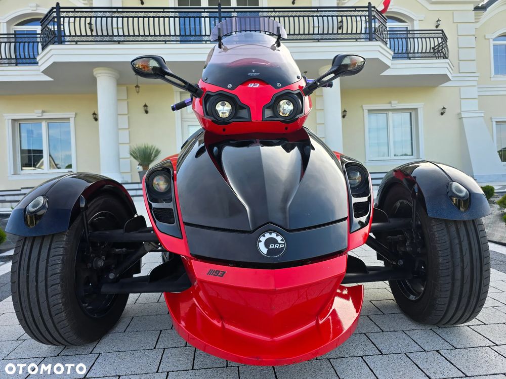 Can-Am Spyder - 34