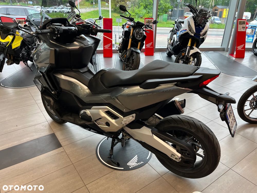 Honda NSS - 4